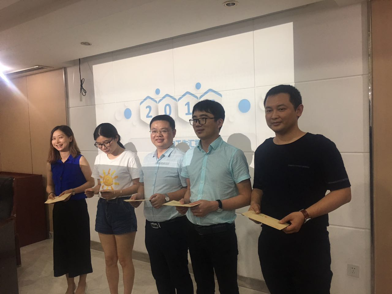微信图片_20170720161359.jpg